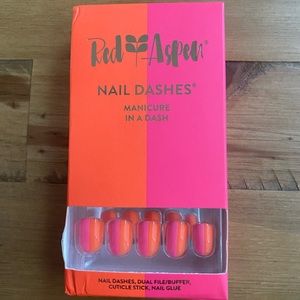 Scuba with Sam red aspen nail dashes